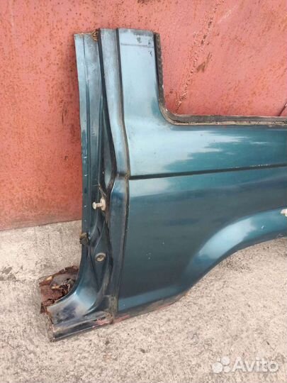 Заднее левое крыло Ford Bronco 2
