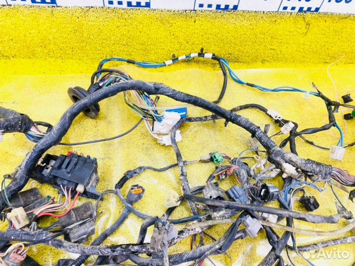 Коса под капот передняя Suzuki Jimny Wide JB33W 145336