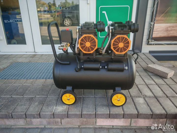 Компрессор безмасляный Centurion