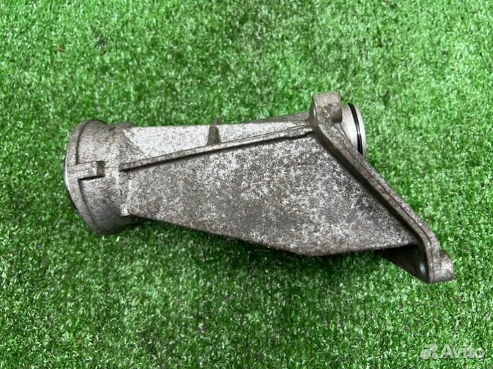 Кронштейн промежуточного вала Bmw X5 E70 2011