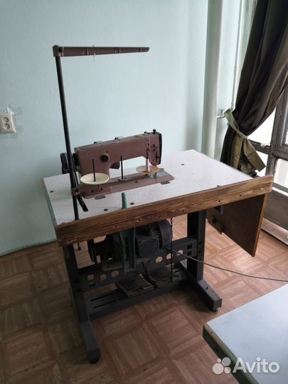 Швейная машина 1022 м бу электрическая