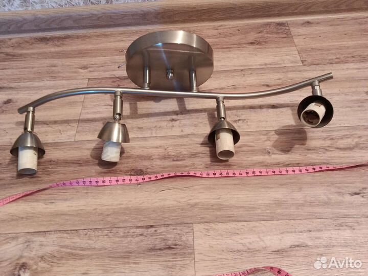 Два светмльника