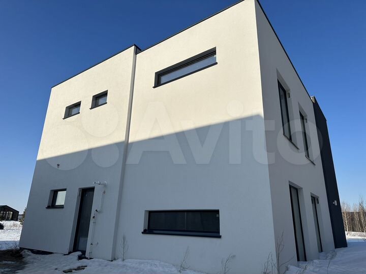 Дом 180 м² на участке 12 сот.