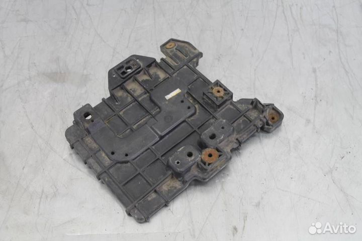 Опора аккумулятора Hyundai-KIA Solaris 1