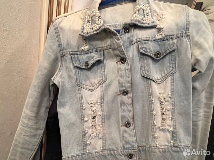 Джинсовая куртка женская