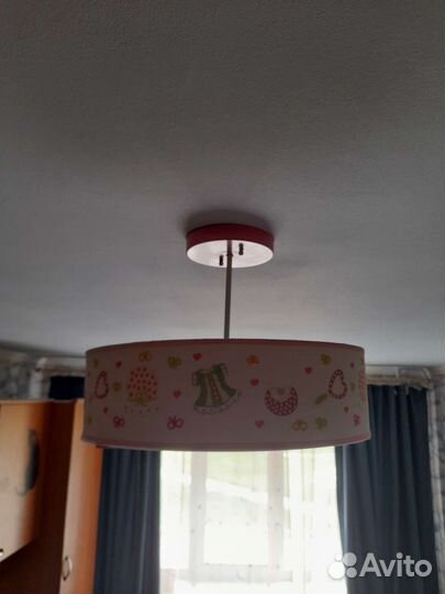 Люстра в детскую комнату с лампочками