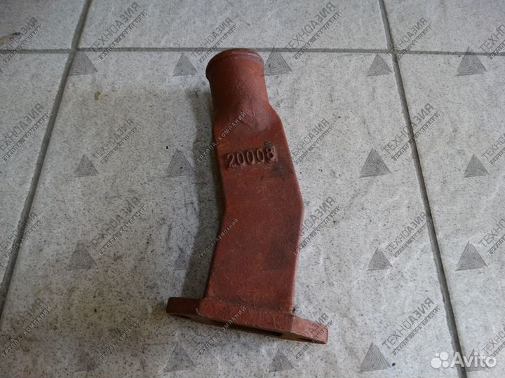 Патрубок помпы охлаждения двигателя 4rmazg