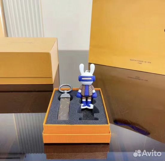 Брелок louis vuitton