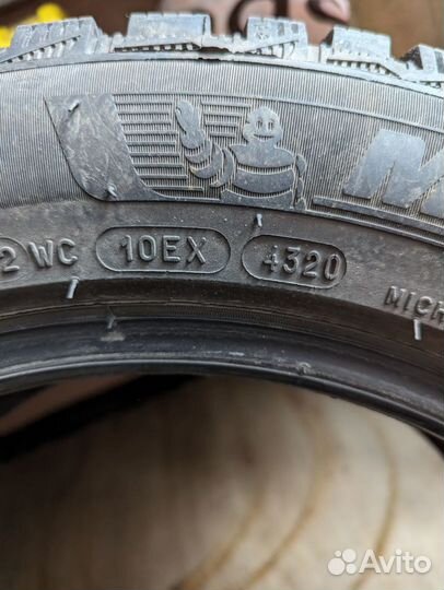 Michelin X-Ice North 4 205/55 R16 94T