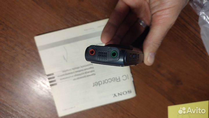 Диктофон Sony ISD-PX820