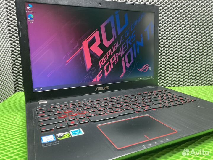 Игровой ноутбук Asus i5 GTX1050 4gb