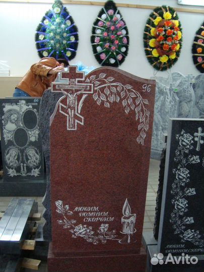 Памятники из натурального гранита в рассрочку