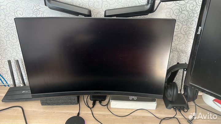 Монитор 27 дюймов