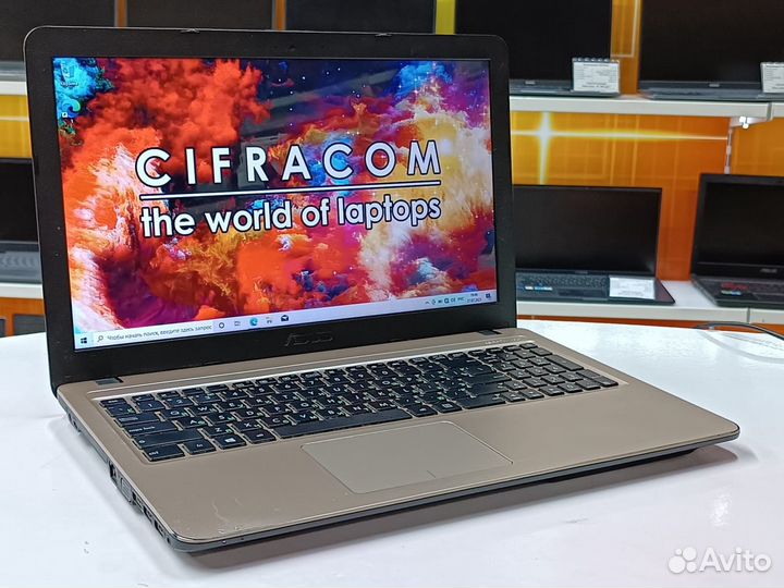 Ноутбук Asus 15.6