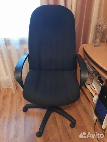 Компьютерное кресло