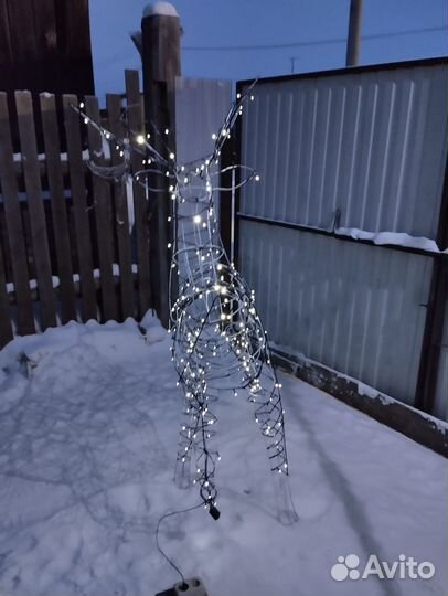 Световая фигура оленя