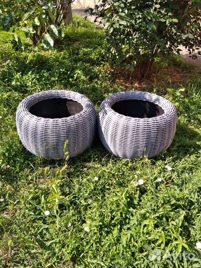 Кашпо горшок для цветов