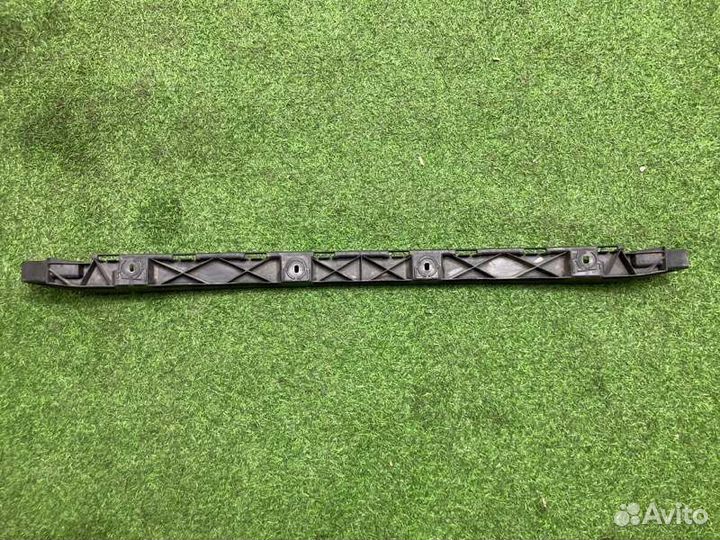 Кронштейн бампера задний Audi A6 C7 2.8 2013