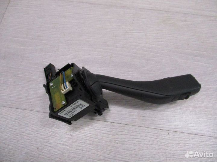 Переключатель дворников Skoda Octavia 1.9 2009