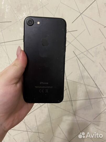 iPhone 7, 32 ГБ