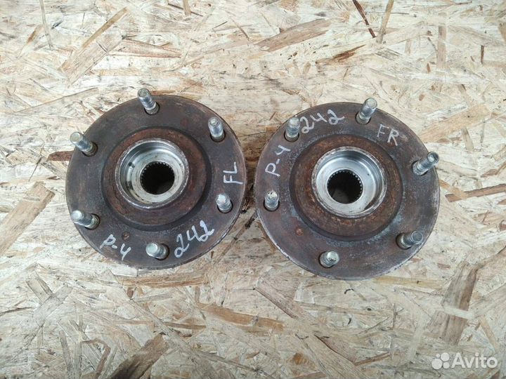 Ступица Mitsubishi Pajero 4 передняя 3.2D 3.8 к-т