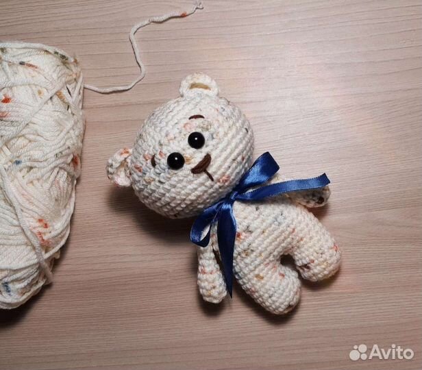 Мишка игрушка вязаная