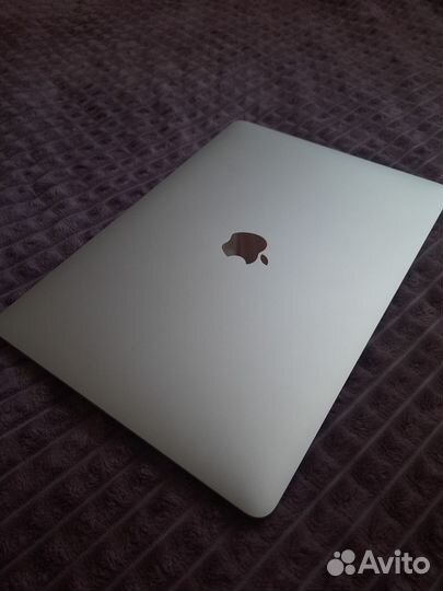 Macbook air 13 2020 m1