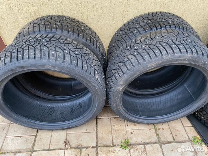 Bridgestone Blizzak Spike-02 225/40 R18 92T