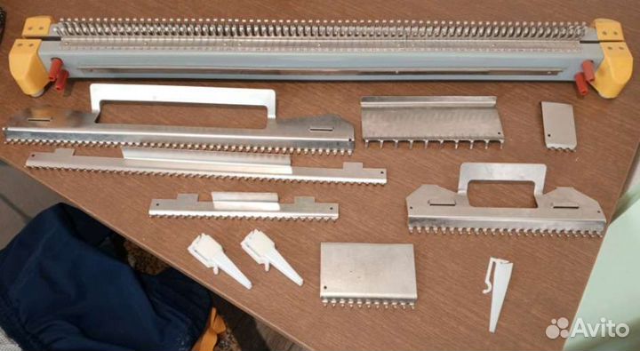 Машинка для ручного вязания