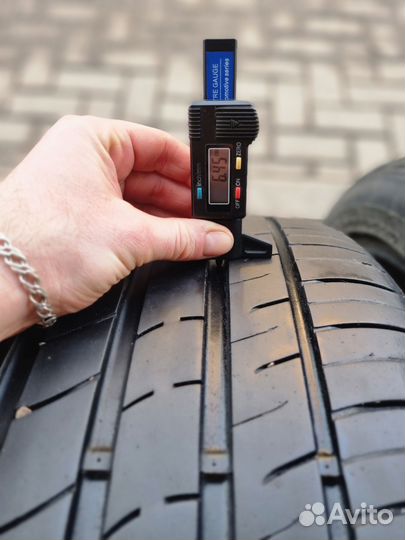 Roadstone N'Fera RU1 275/40 R20 106Y