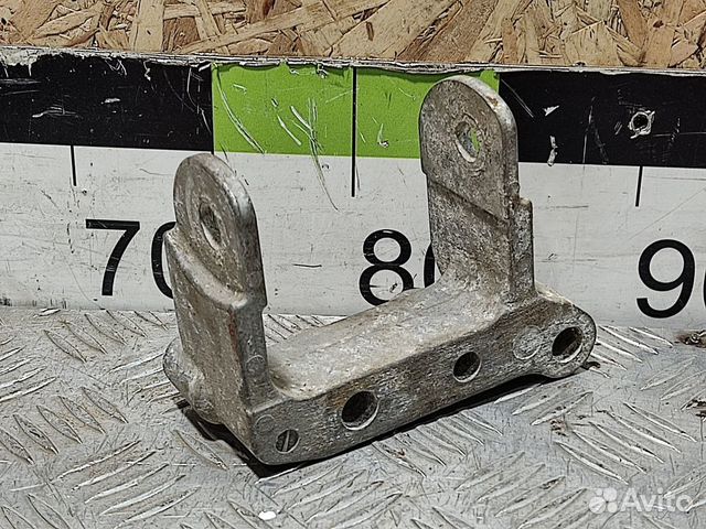 Кронштейн двигателя Mitsubishi Outlander XL (CW)