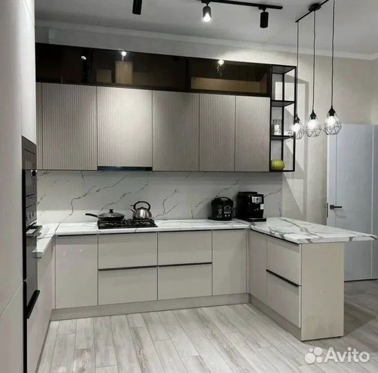 Дизайнерская кухня на заказ