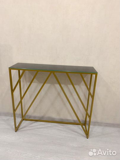 Туалетный столик