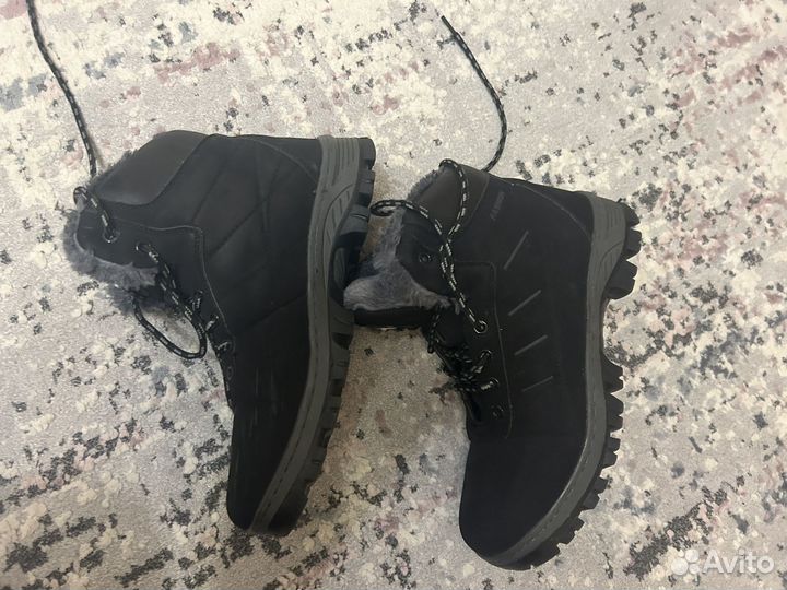 Ботинки женские зимние 39 размера