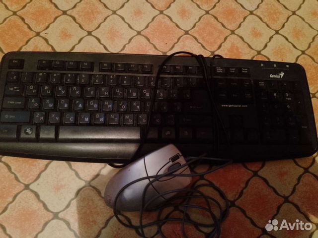 Клавиатур�а с мышкой
