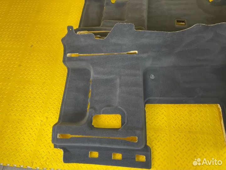 Б/У Напольное покрытие - В хорошем состоянииn