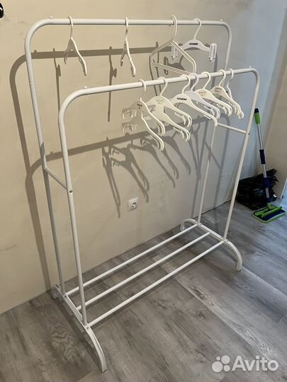Вешалка напольная