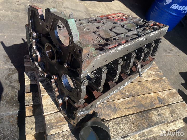 Блок Двигателя D7E