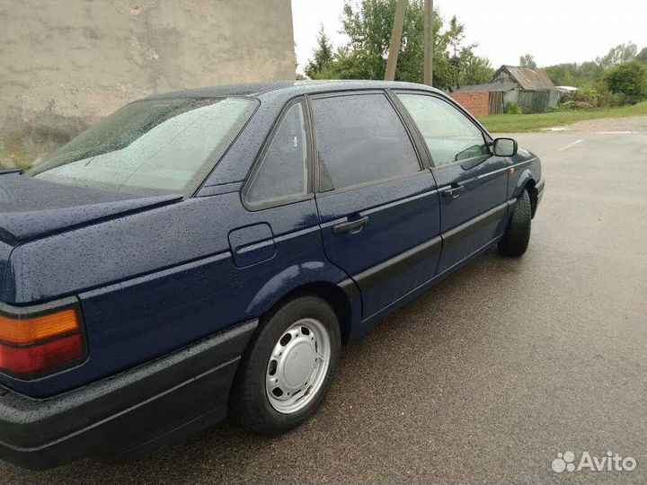 Volkswagen Passat, 1992