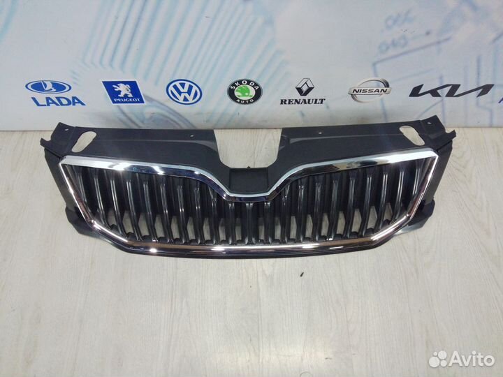 Решетка радиатора Skoda octavia A7
