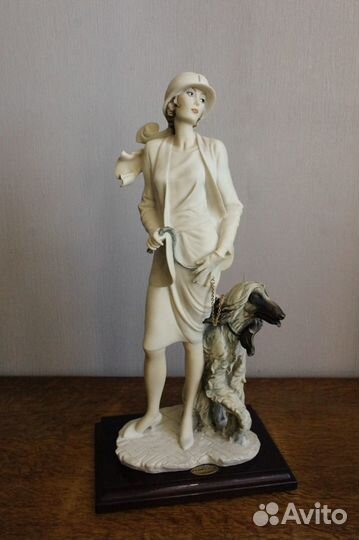 Джузеппе Армани Тереза с афганской борзой Флоренс