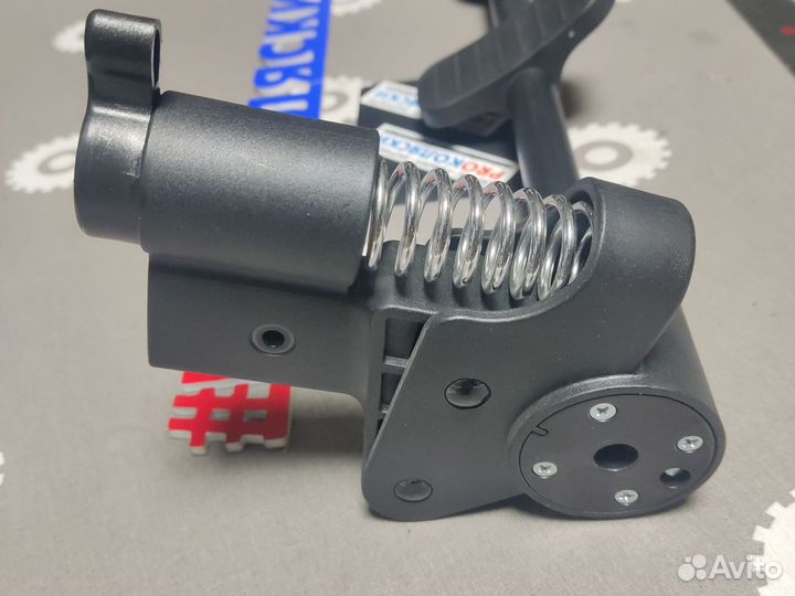 Задняя ось в сборе с амортизаторами коляска Бабало