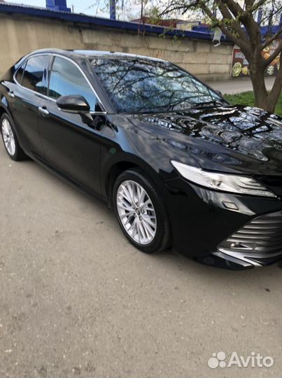 Toyota Camry, 2019
