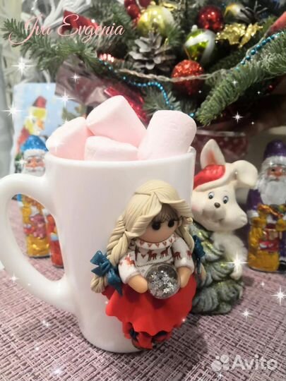 Кружка с декором из полимерной глины