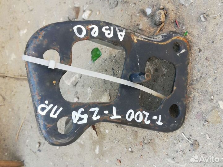 Кронштейн задней балки Шевроле Авео Т200 Т250