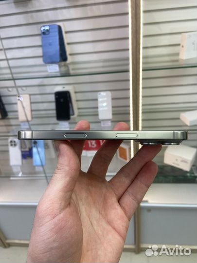 iPhone 16 Pro, 256 ГБ