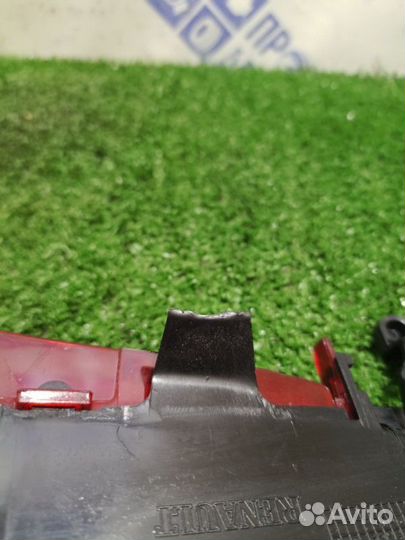 Стоп-сигнал Renault Megane 2 седан 1.6 K4M812 2006