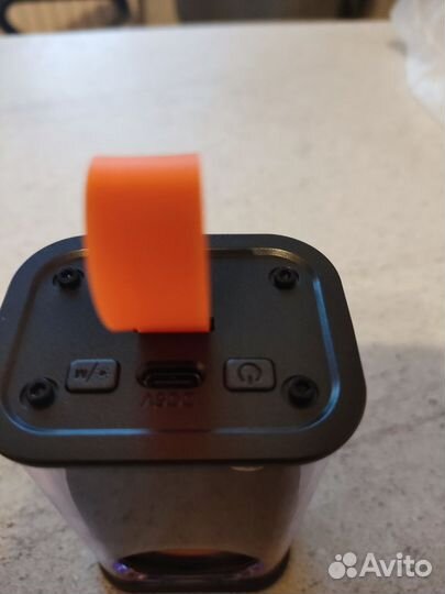 Блютуз колонка