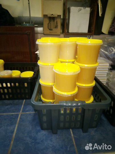 Мед и продукты пчеловодства