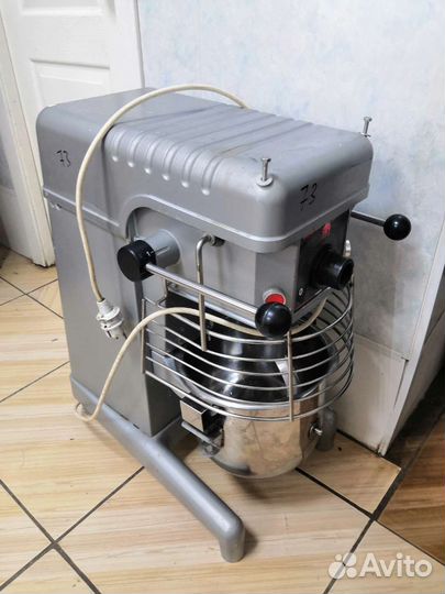 Миксер планетарный (тестомес) Varimixer 10 л